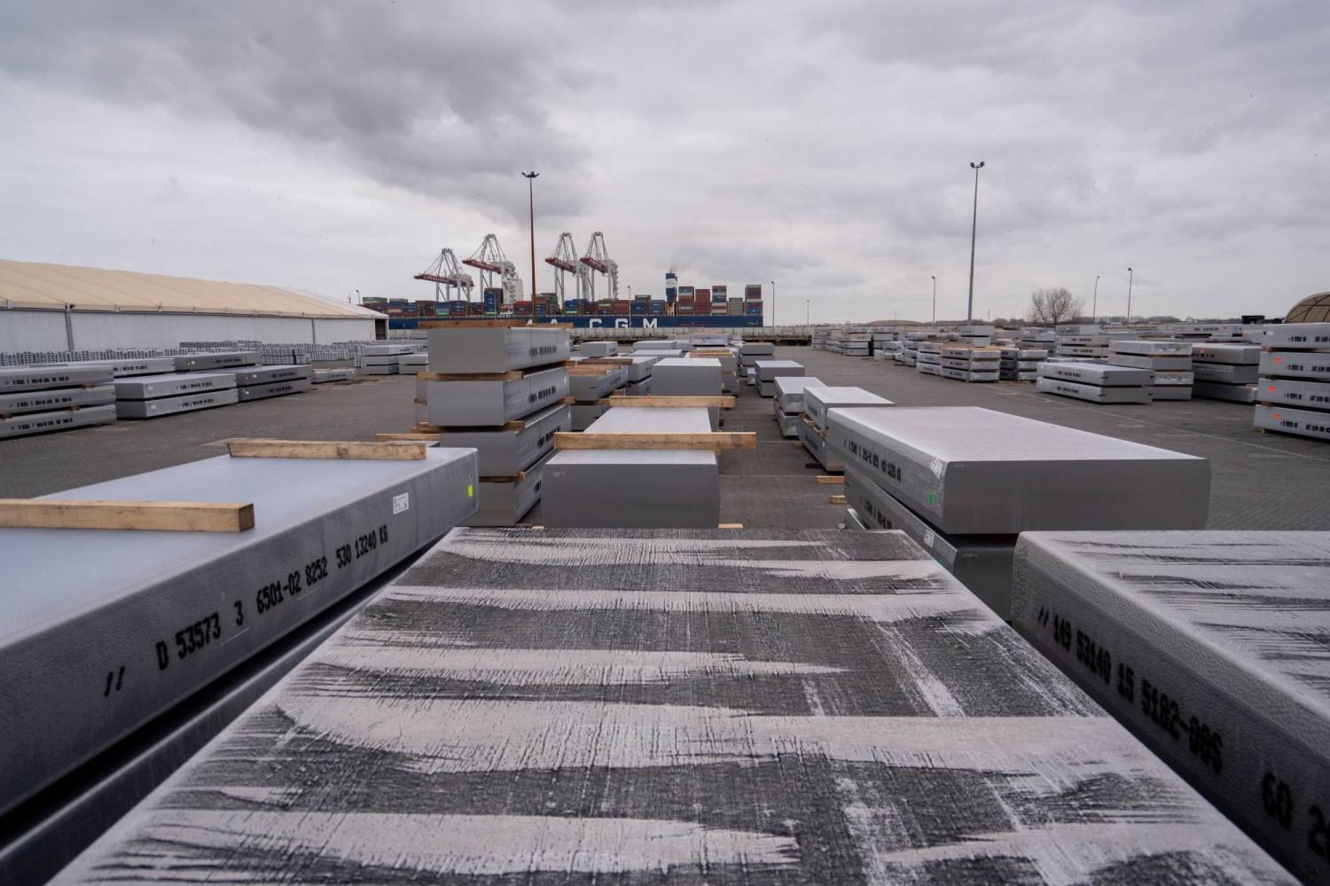 Europe gauges fallout from Trump’s year of trade chaos