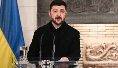 Zelenskyy in France to seal air-defense and warplane deals