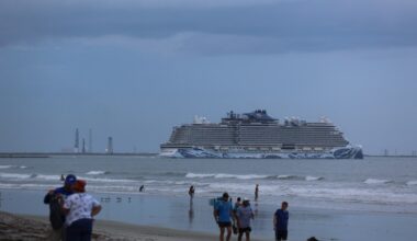 Weather, cruise ship, pad issues delay Blue Origin’s New Glenn launch attempt – Orlando Sentinel