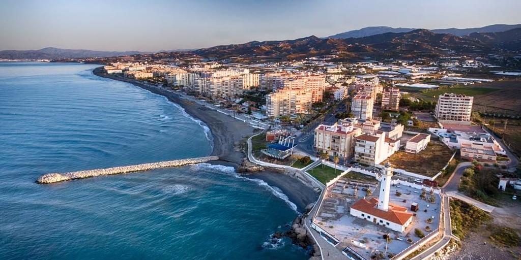 tiene más de 300 días de sol al año y una temperatura media de 18 grados