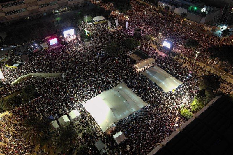 Thousands of Israelis protest in Tel Aviv