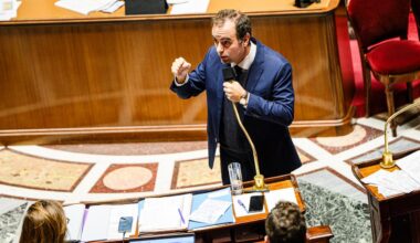 les débats se poursuivent lundi, sans espoir que le volet « recettes » soit voté à temps