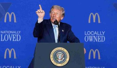 ‘Threatened India, Pak with 350 pc tariffs to settle dispute’