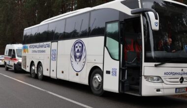 Ukraine returns 31 civilians from Belarus