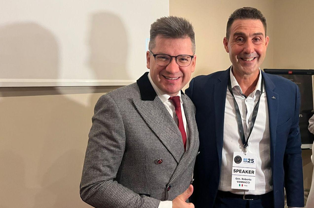 Neamțu de la AUR, de acord: ”Dacă aș fi președinte aș dona la ruși tot echipamentul nostru militar”