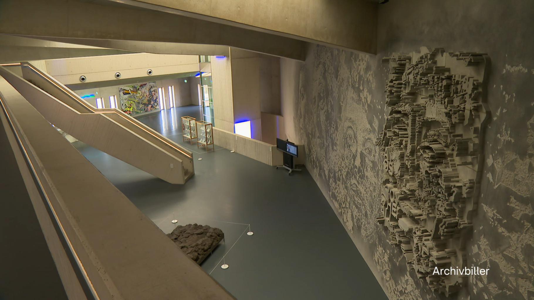 RTL Today - 'Heist of the century': Louvre theft sparks security debate in Luxembourg museums