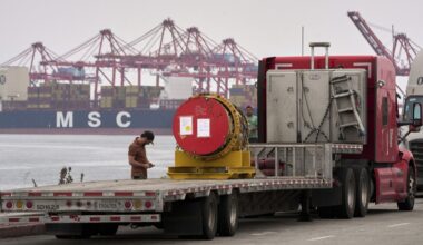 California revokes 17,000 immigrant truckers’ licenses as Trump intensifies attacks