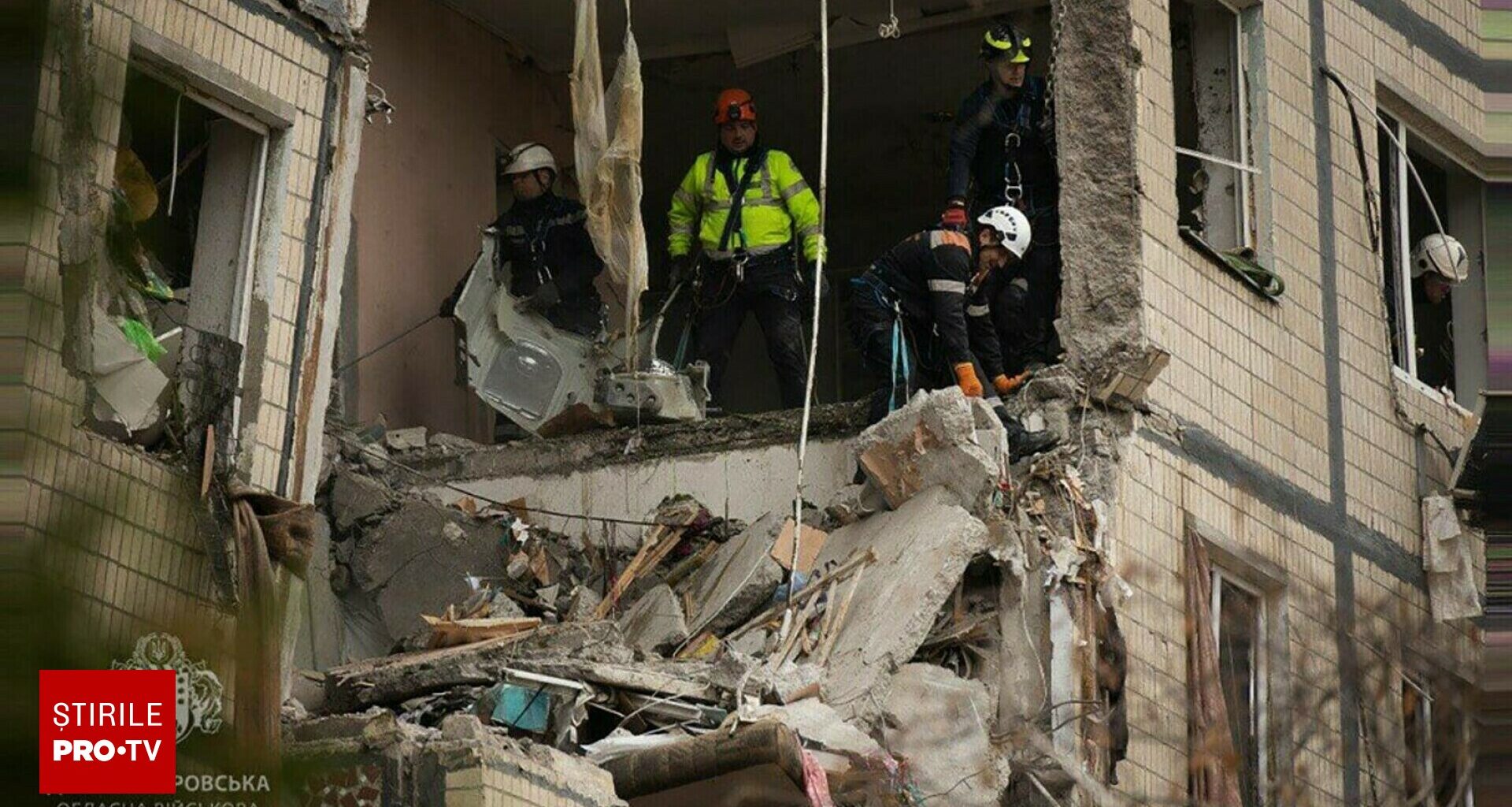 Ucraina luptă pentru restabilirea electricităţii şi căldurii după atacuri ruseşti masive