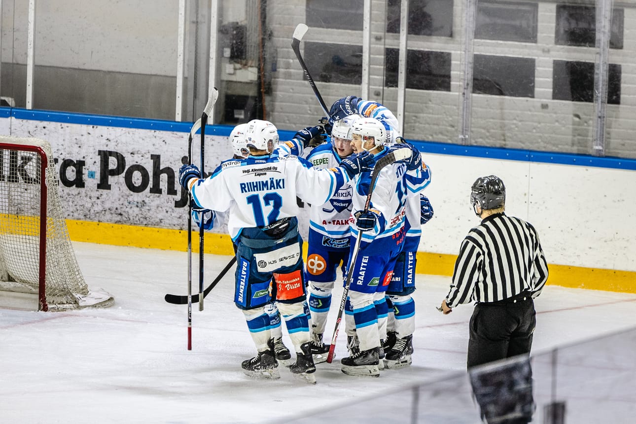 Virkiä oli voittolaukauksille venyneen jääkiekon Suomi-sarjan ottelun voittaja lauantai-iltana Seinäjoella.