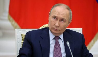 Putin on brink as general mocks Kremlin's nuclear threats and slams Ukraine war | World | News