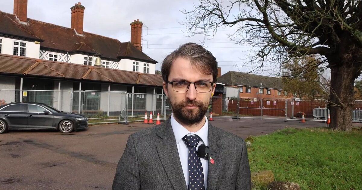 Epping LIVE: Bell Hotel will STILL house migrants in High Court bombshell | UK | News