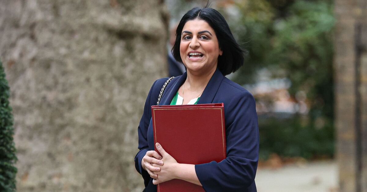 Politics LIVE: Shabana Mahmood to make major immigration announcement | Politics | News