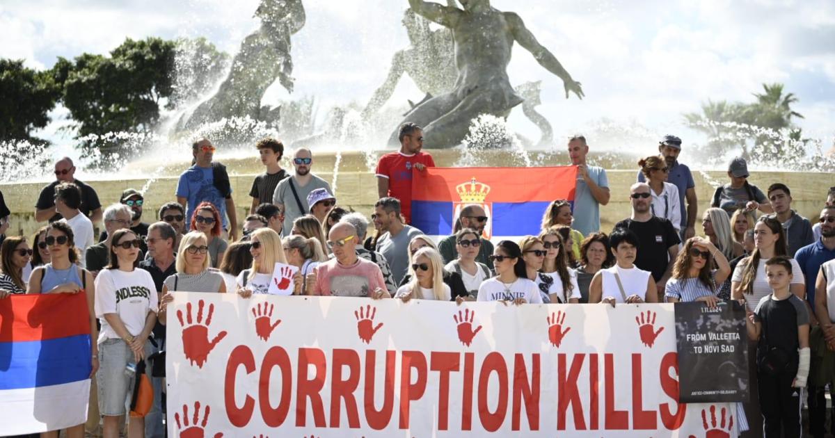 Serbs in Malta rally against Serbian corruption