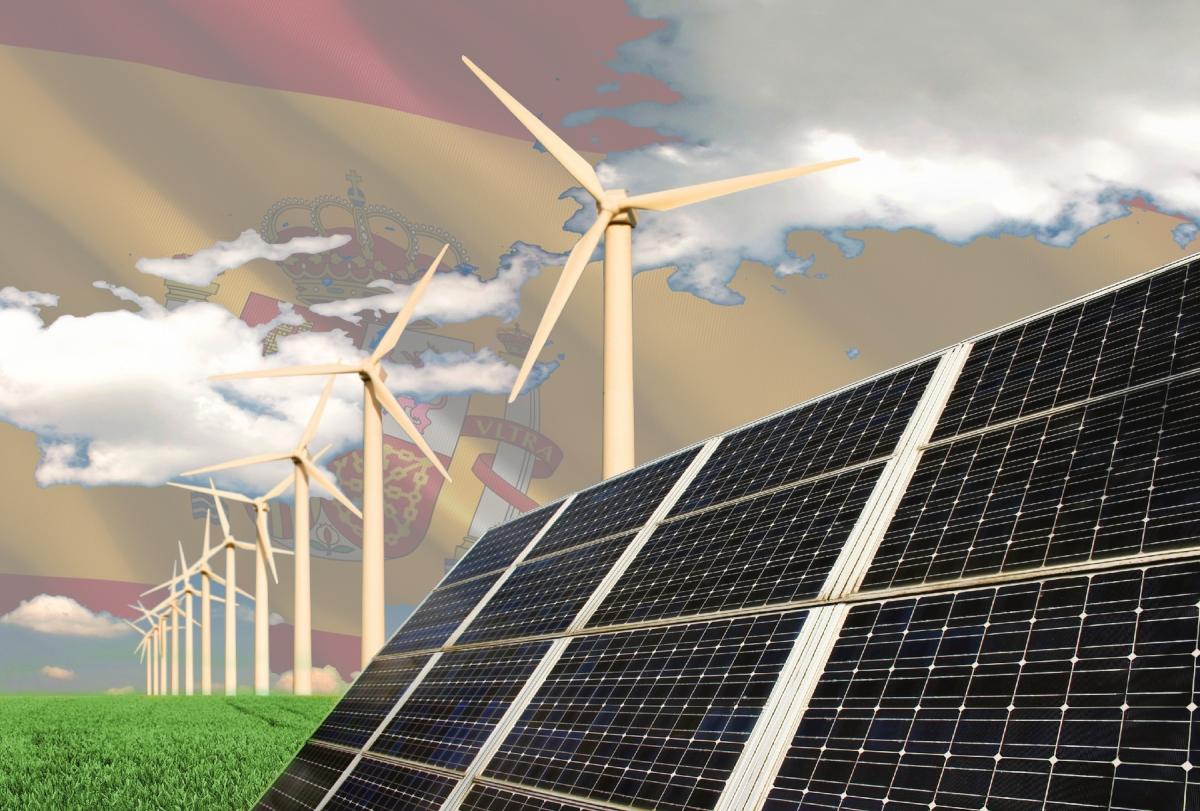 Ribera aprueba un plan de ayudas español de 700 millones para nuevas fábricas 'verdes'