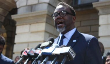 Chicago downtown office space vacancy rate jumps to record high levels | Illinois