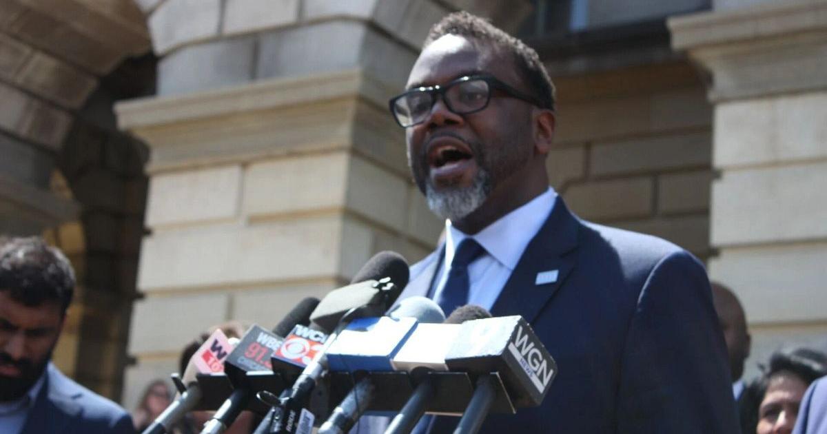 Chicago downtown office space vacancy rate jumps to record high levels | Illinois