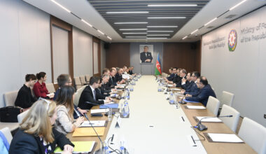 L'Azerbaïdjan et l'OTAN discutent de leur agenda de coopération et des questions de sécurité régionale