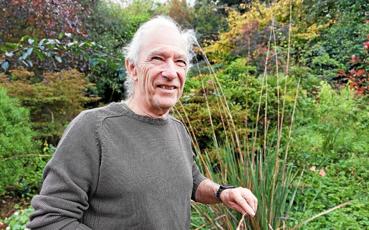 « La saison a eu trois semaines d’avance » : à Lannion, un botaniste explique l’abondance de fruits