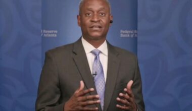 2 Federal Reserve officials oppose an interest rate cut in December | Business