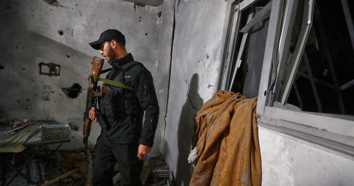 Rocket attack in Syria's capital wounds 1 person and causes damage | World