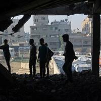 Israel launches fresh strikes on Gaza as Qatar fears for truce | News