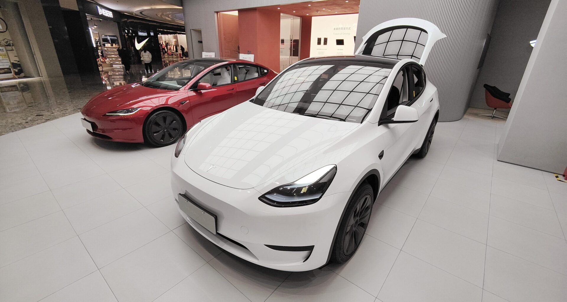 Tesla kämpft seit über einem Jahr darum, eine Genehmigung für FSD in Europa zu erhalten.