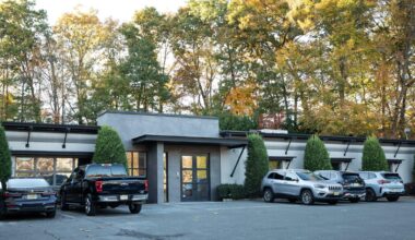 How two tiny banks are helping Trump’s sons build a crypto empire