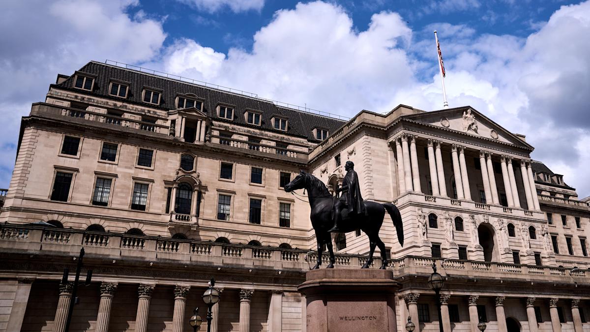 Bank of England says inflation has ‘peaked’ as interest rates kept at 4%