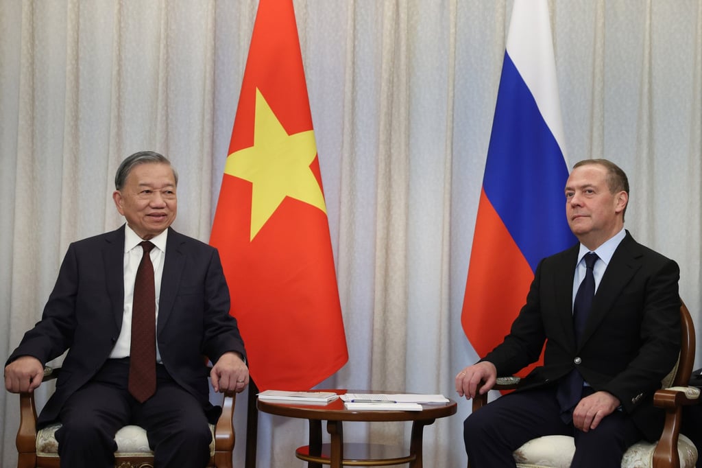 Vietnamese Communist Party General Secretary To Lam (left) meets former Russian president Dmitry Medvedev, head of the ruling United Russia party, in North Korea on October 10. Photo: Sputnik/AP Vietnamese Communist Party General Secretary To Lam (left) meets former Russian president Dmitry Medvedev, head of the ruling United Russia party, in North Korea on October 10. Photo: Sputnik/AP