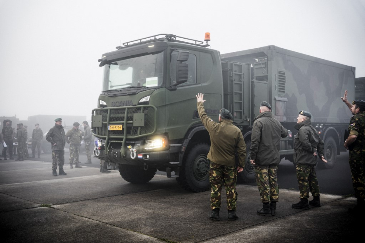 Netherlands Starts Deployment of 300 Troops and Patriot Systems to Poland