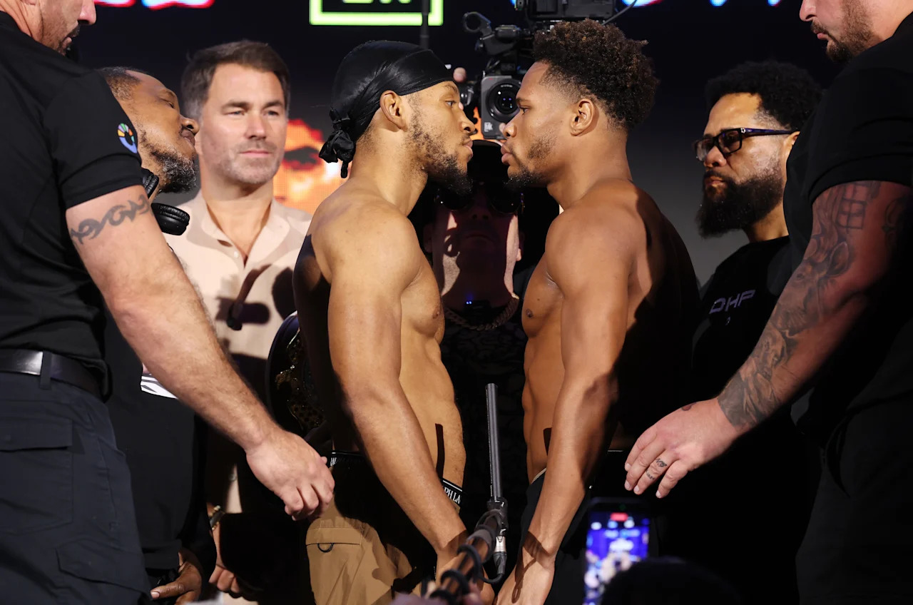 RIYADH, SAUDI ARABIA - NOVEMBER 21: Brian Norman Jr and Devin Haney face off ahead of his WBO World Welterweight Title fight as part of the Ring IV: Night of the Champions Fight Night at Boulevard Riyadh City Square 2 on November 21, 2025 in Riyadh, Saudi Arabia. (Photo by Richard Pelham/Getty Images)