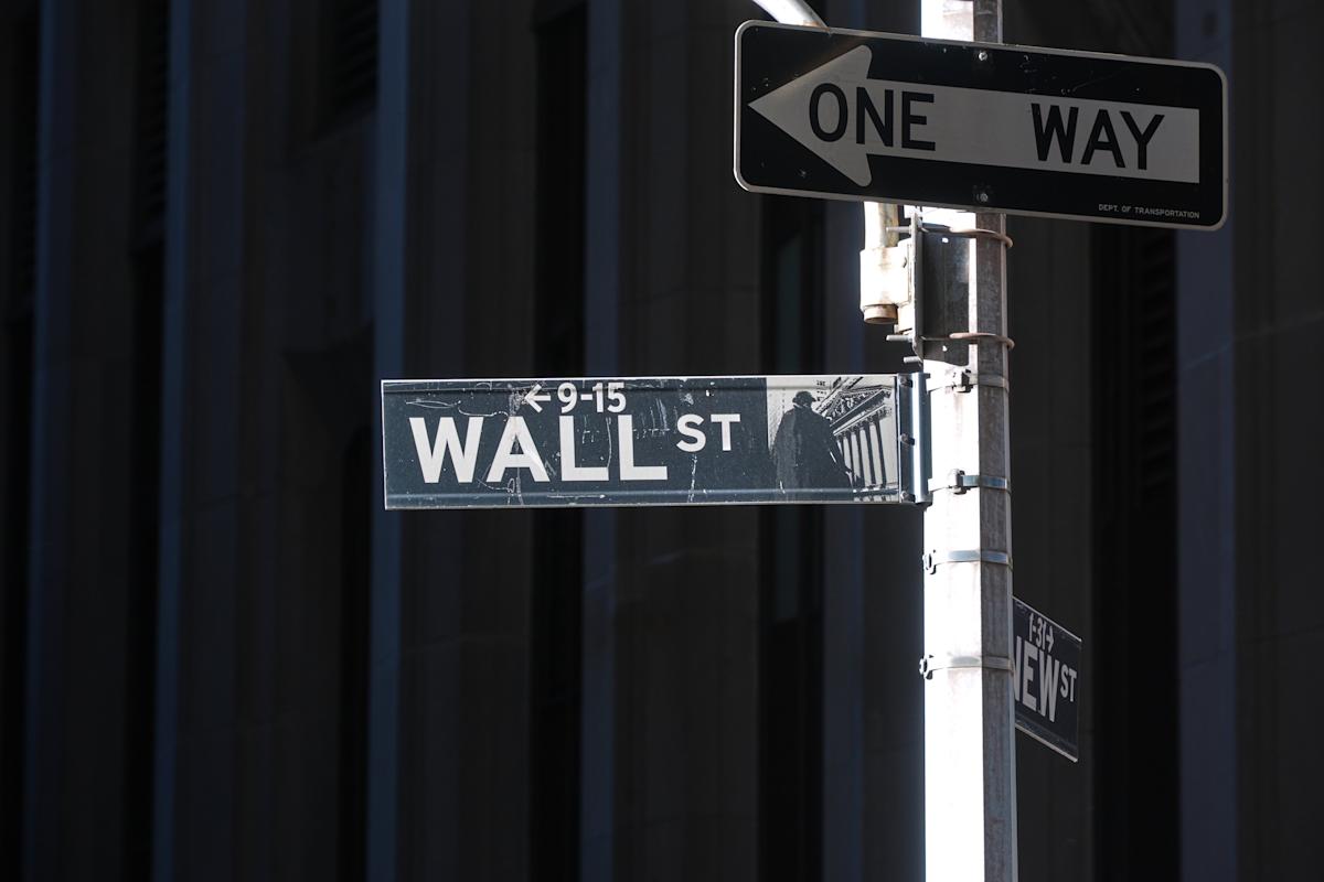 Dow, S&P 500, Nasdaq slip after shutdown optimism sparks Wall Street rally