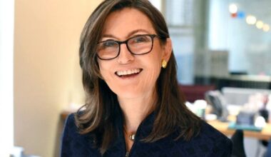 Cathie Wood Confirms $1 Million Bitcoin Price Target Despite Market Volatility