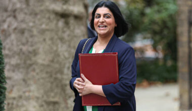 Nearly 500 migrants a day now claiming benefits as Mahmood prepare crackdown on welfare access