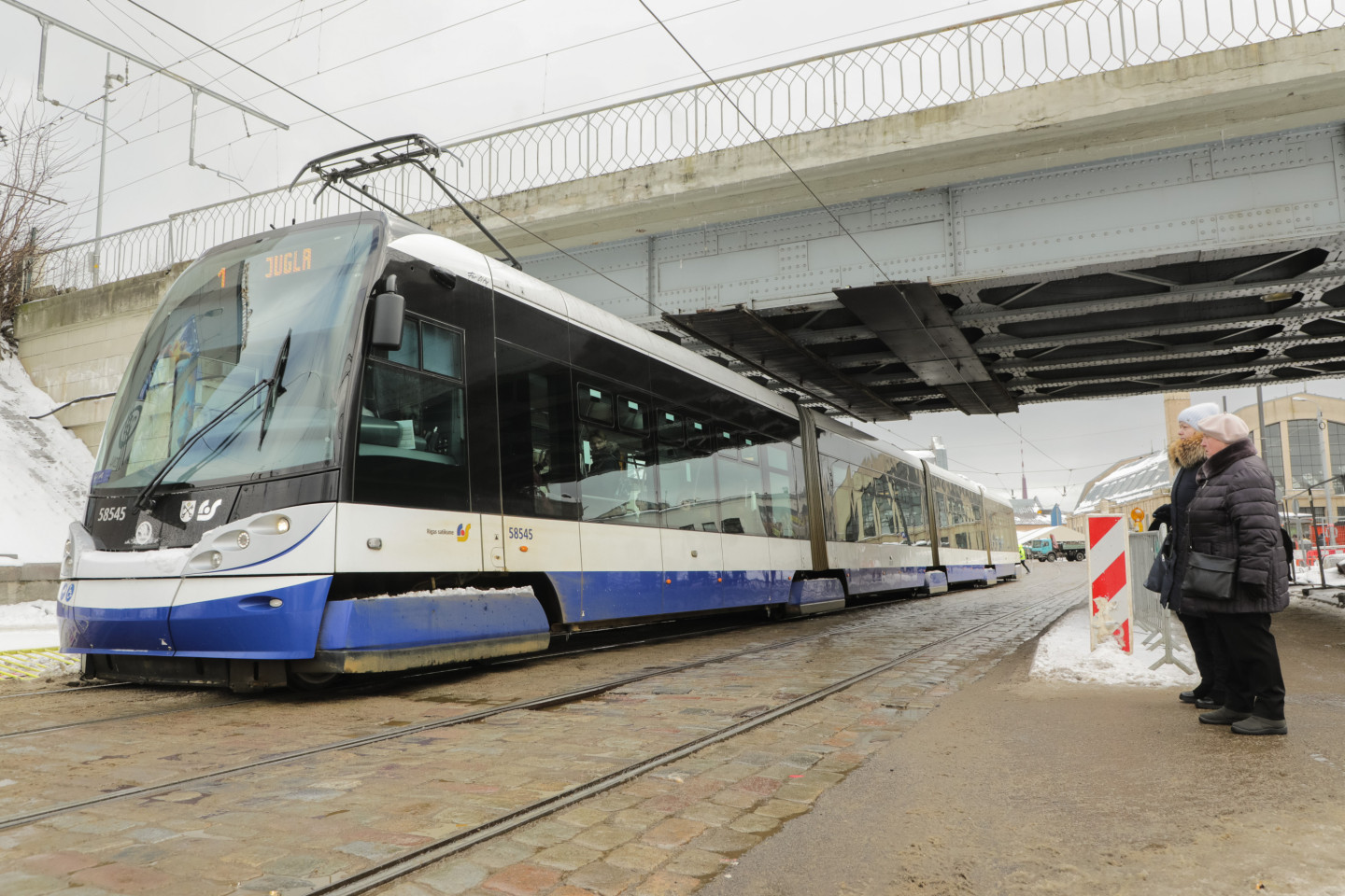 Kā Goda ģimenes var izmantot bezmaksas braucienus 11. un 18. novembrī