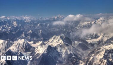 French climber among at least three killed in Himalayan avalanche