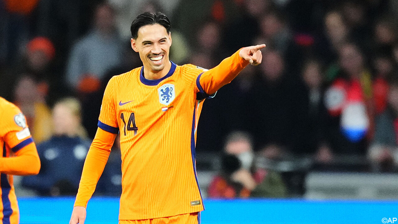 Amsterdam krijgt dan toch zijn apotheose: Nederland gaat dankzij 5 dolle minuten tegen Litouwen naar het WK