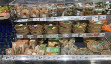 Ezt valaki magyarázza már meg (lapozós)