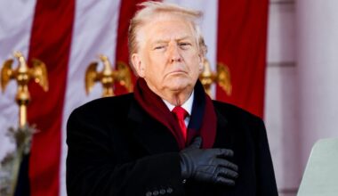 Trump wants to send $2,000 tariff dividend checks, White House says