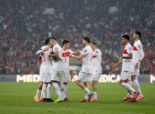 Türkiye secure World Cup play-off spot with a 2–0 win over Bulgaria