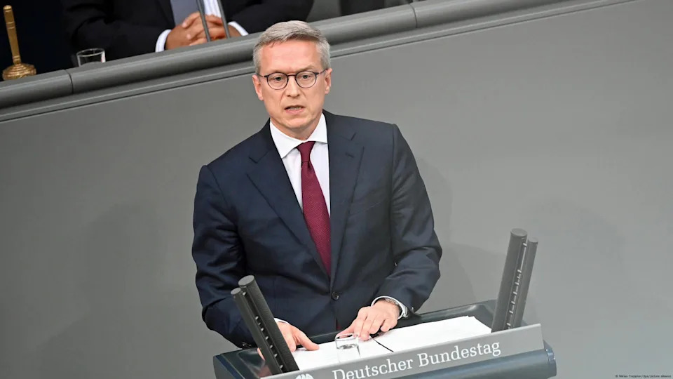 The digitalization and government modernization minister speaks in the Bundestag<span class="copyright">Niklas Treppner/dpa/picture alliance</span>