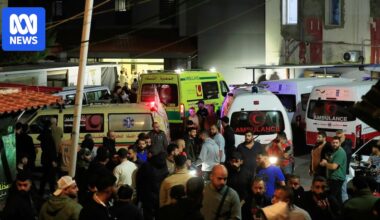 Israeli air strike on a Palestinian refugee camp in Lebanon has killed 13 people, Lebanese ministry says