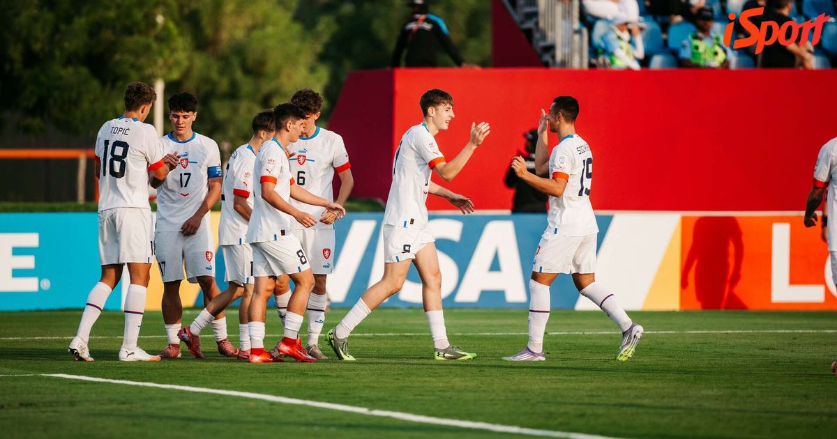 ONLINE MS do 17 let: Česko - Burkina Faso 1:1. Srovnáno, Škrkoň vrátil mladíky do hry