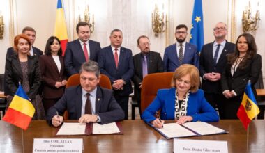 Declaration supporting European path of Moldova signed in Bucharest