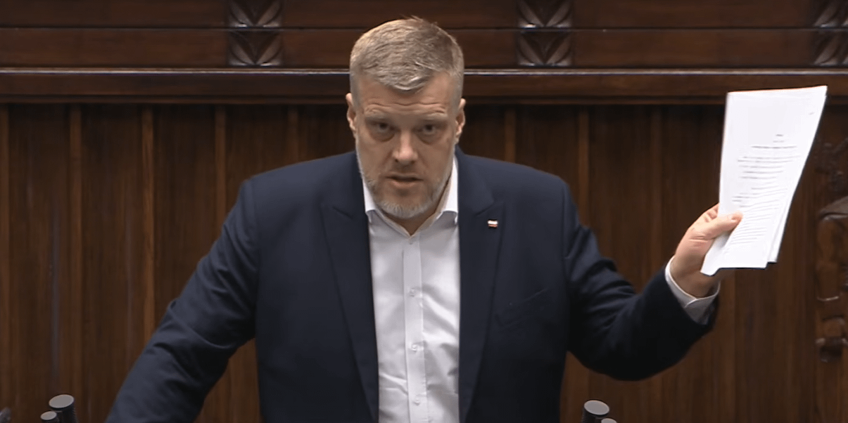 “Razem” z projektem ustawy o podatku katastralnym