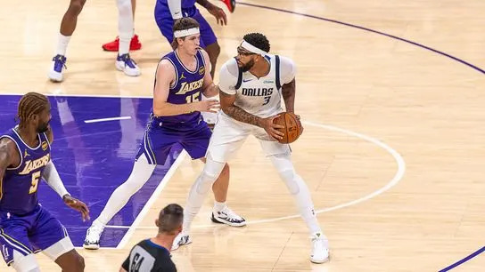 Dallas Mavericks Center Anthony Davis (3) during an NBA basketball game against the Los Angeles Lakers, Friday November 28th, 2025 in Los Angeles, California.