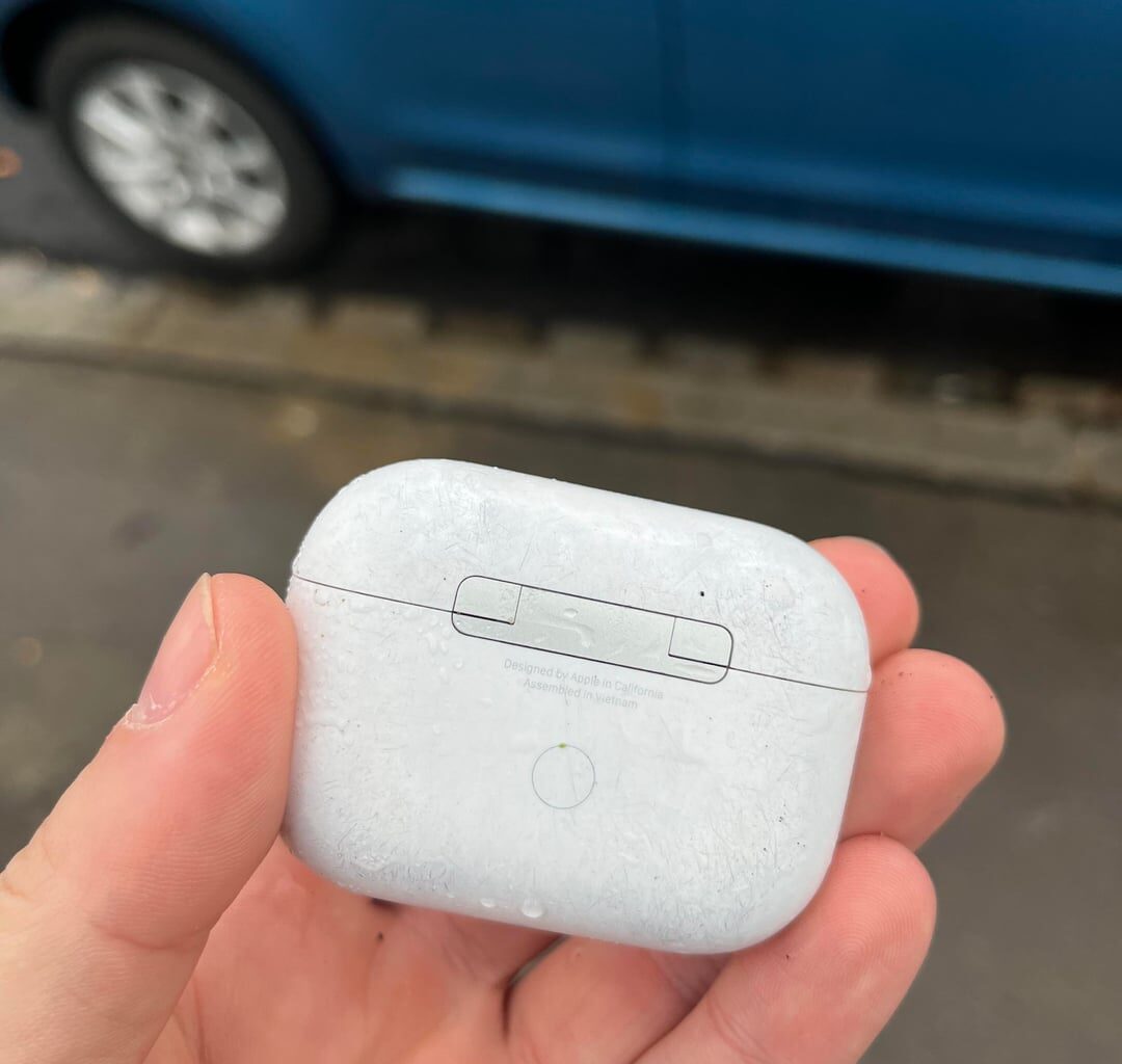 Lost airpods in Cessange