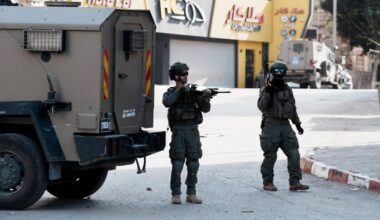 2 Palestinians shot dead by Israeli army in northernmost Jerusalem – Middle East Monitor