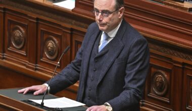 Crise politique en Belgique : Bart De Wever peut-il sauver le gouvernement Arizona avant Noël ?