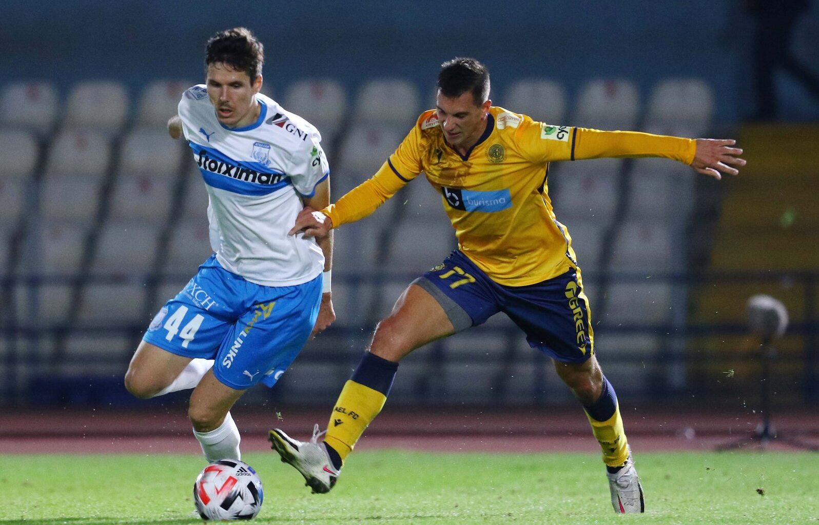 cover Molotov cocktails thrown in clash ahead of Ael-Apollon match